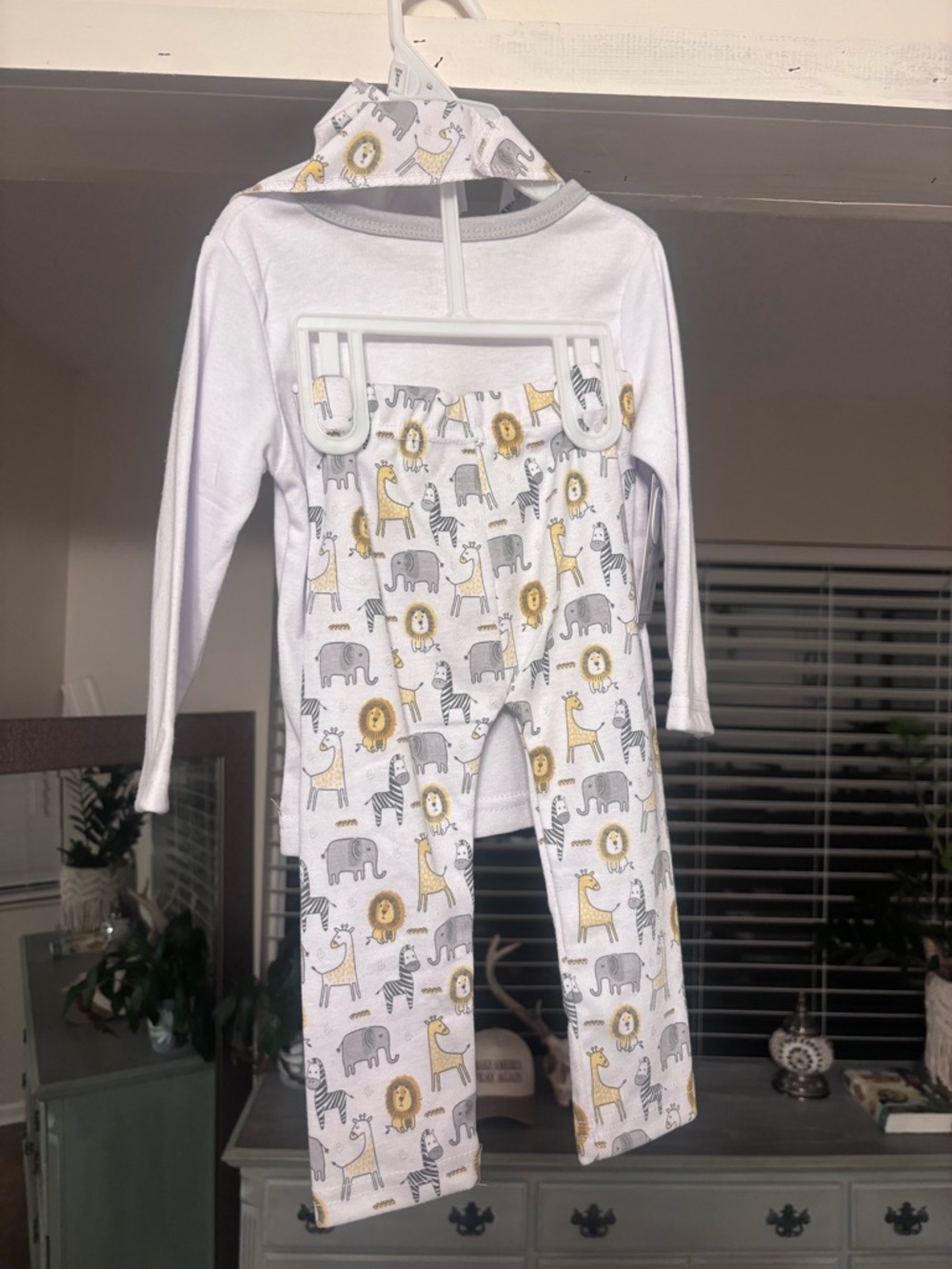 3 Piece set for infant/toddler - Picture 3 of 3